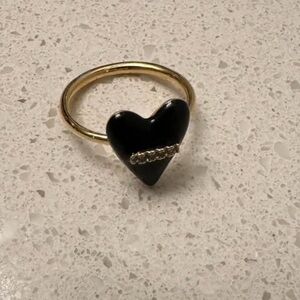 Mejuri heart ring